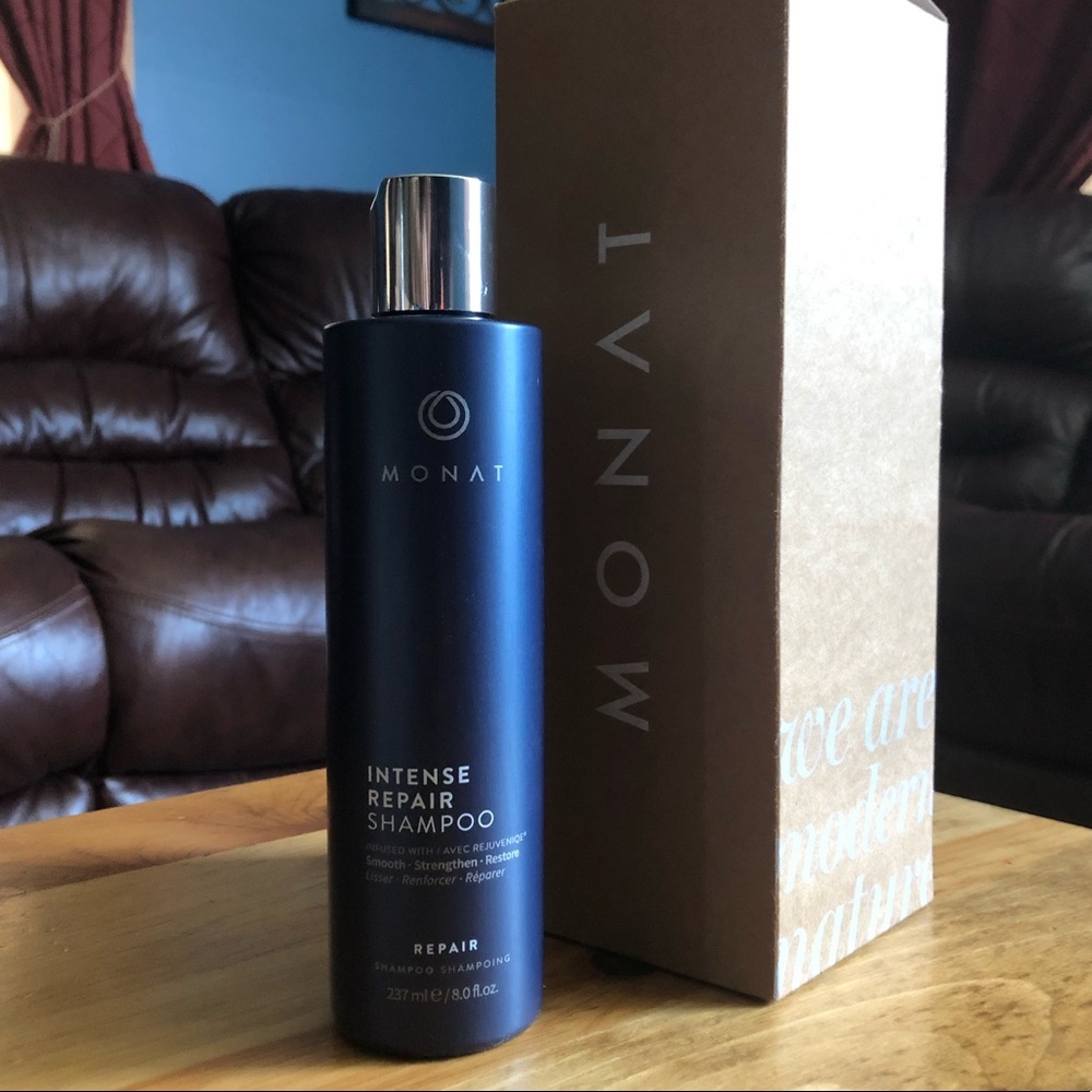 NWT Monat Intense Repair Shampoo